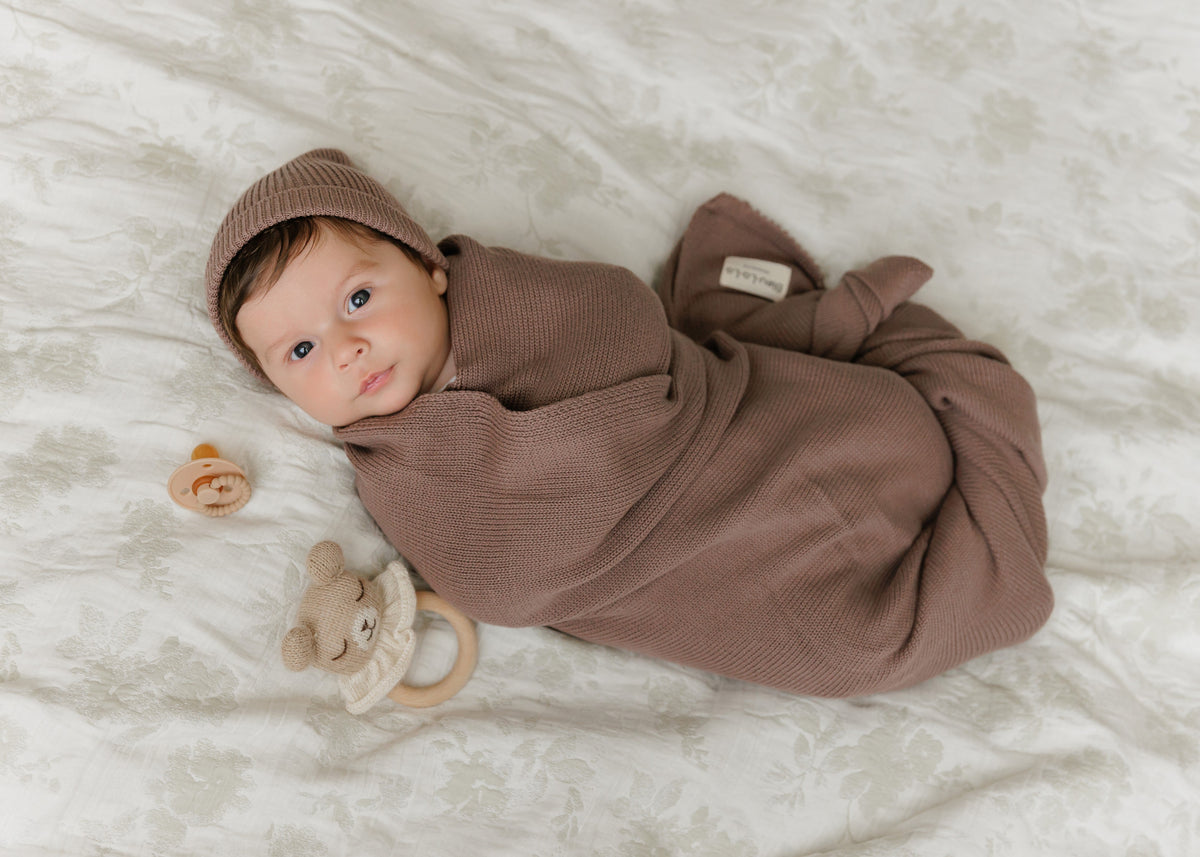 Luxe Collection 100% Organic Cotton Luxury Knit Baby Blanket + Hat Set with Gift Box