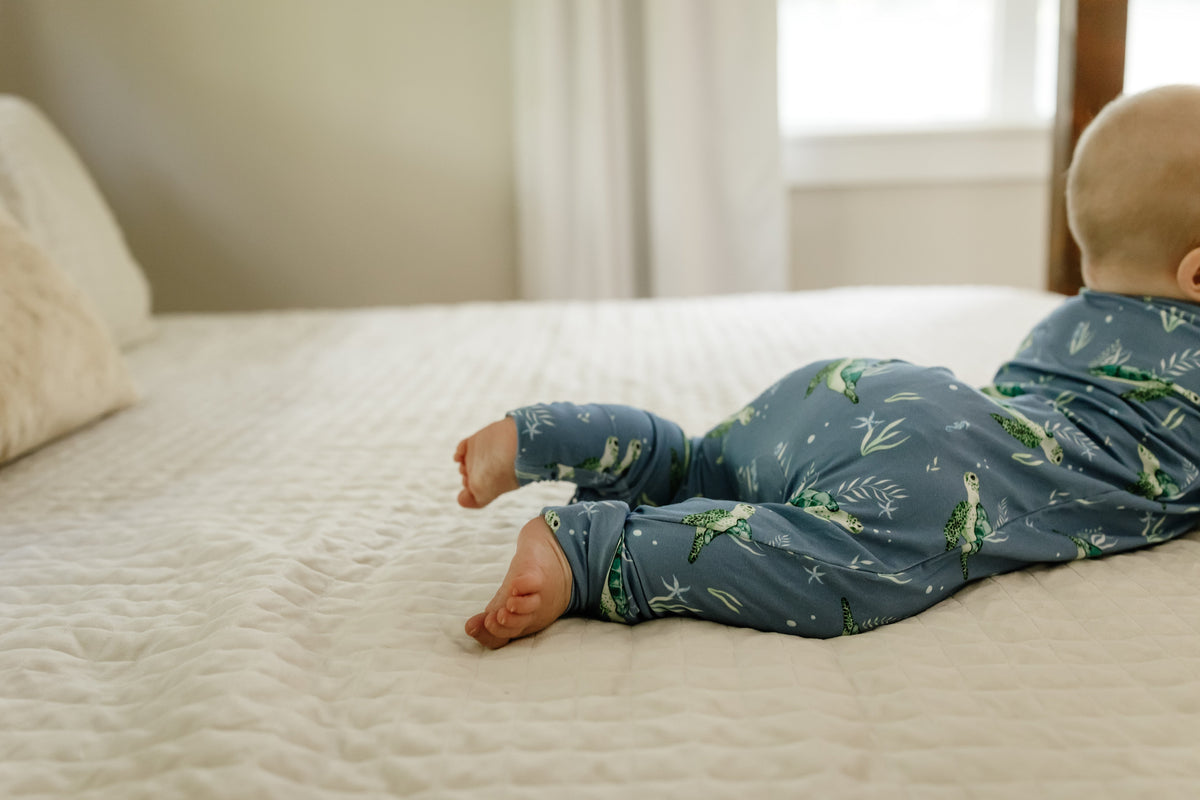 Sanibel Sea Turtle Zippy Sleepers with Fold Over Cuffs (0/3M-12/18M)