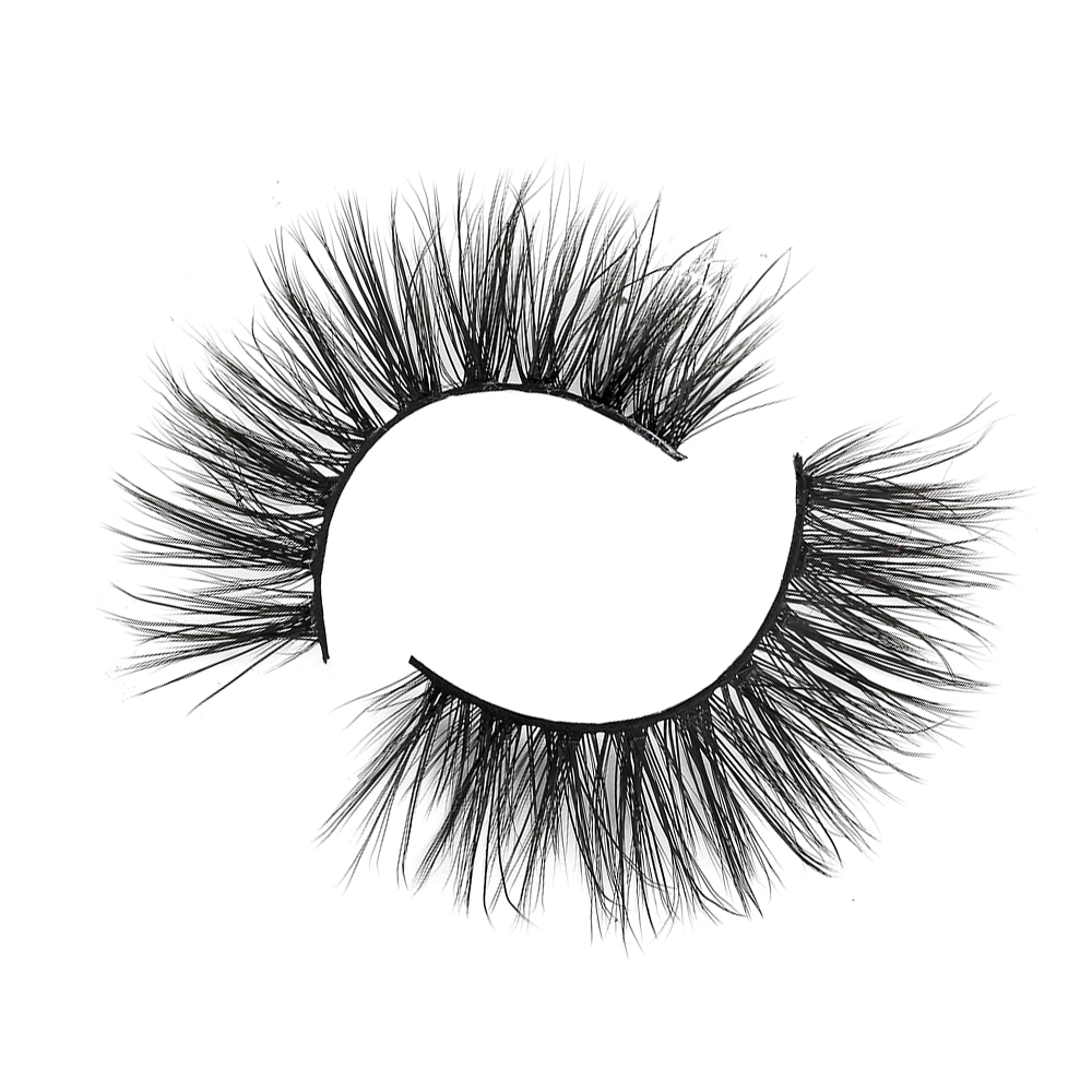 Sparkle in Her Eyes Lash Style