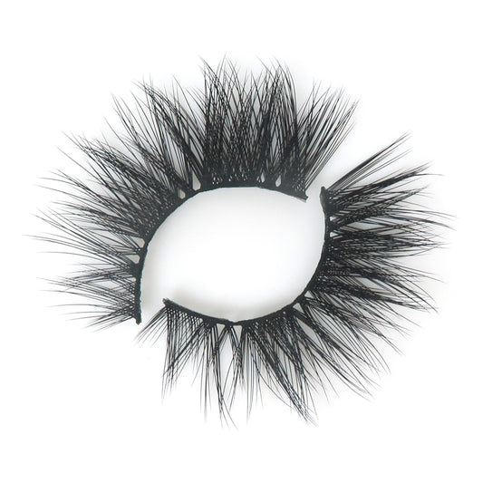 Center of Attention Lash Style