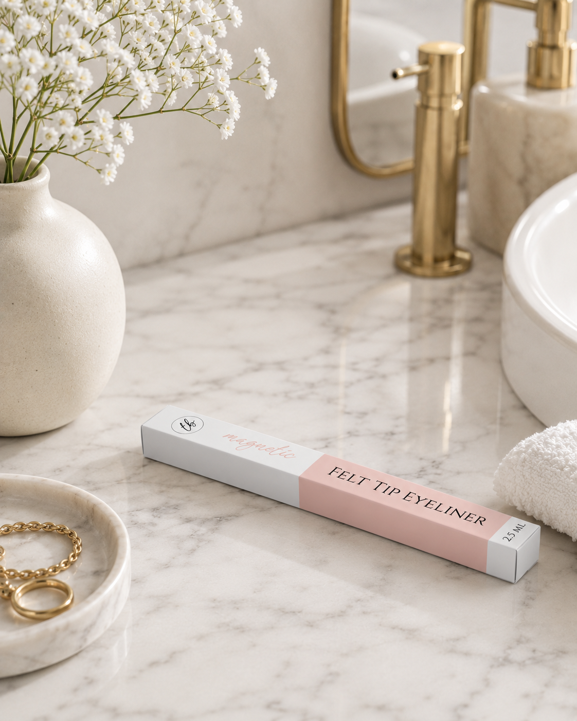 NEW Magnetic Felt Tip Eyeliner Pen