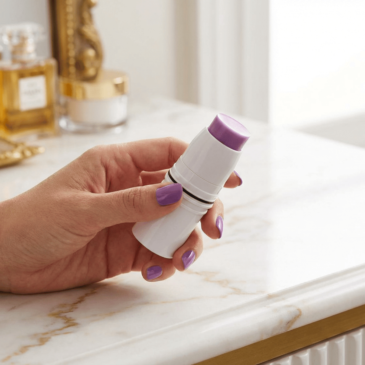 The 3-in-1 Blurring Primer Face Serum